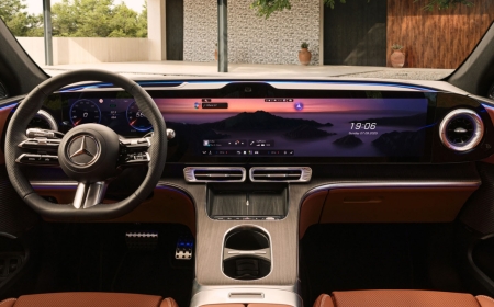 Mercedes-Benz Dijital Kokpit Teknolojisi