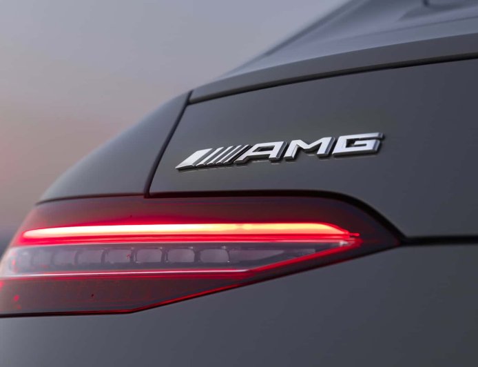 Mercedes-Benz AMG Nedir?